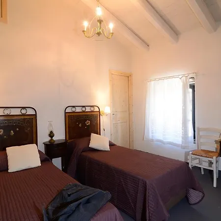 Il Tanaceto Castiglione De Sicilia